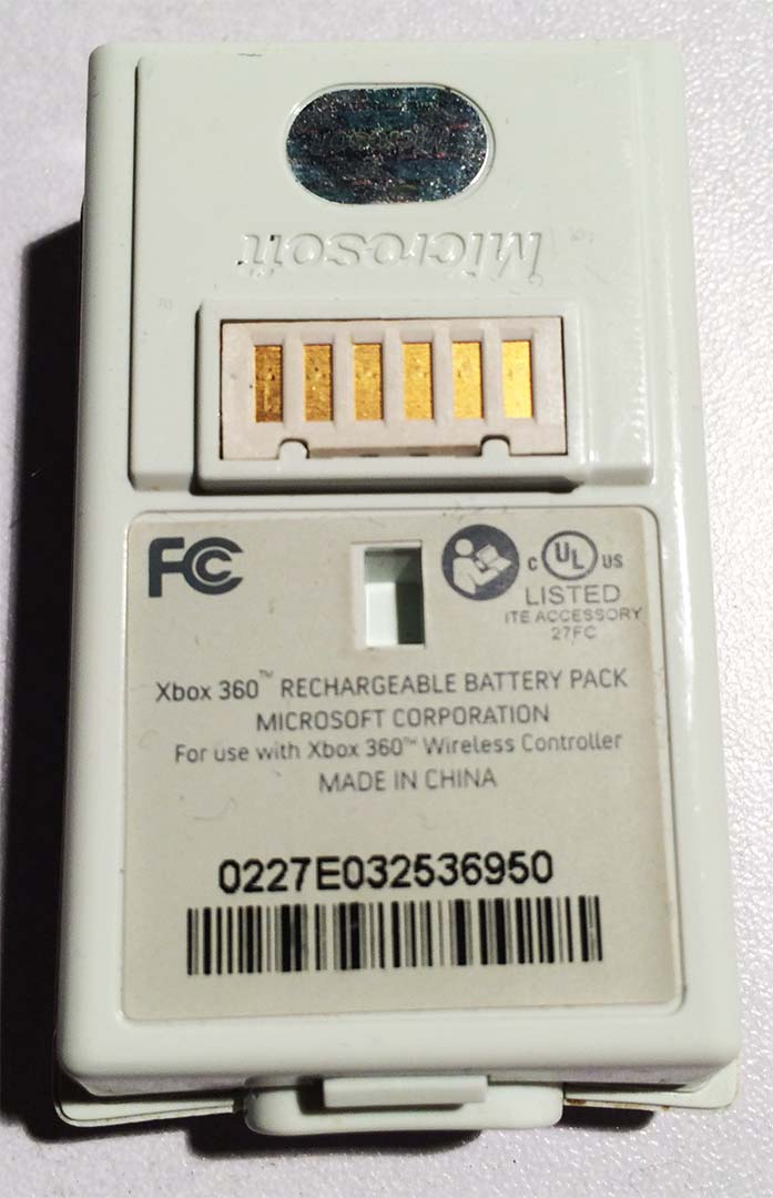 OEM Xbox 360 rechargable battery unit.
