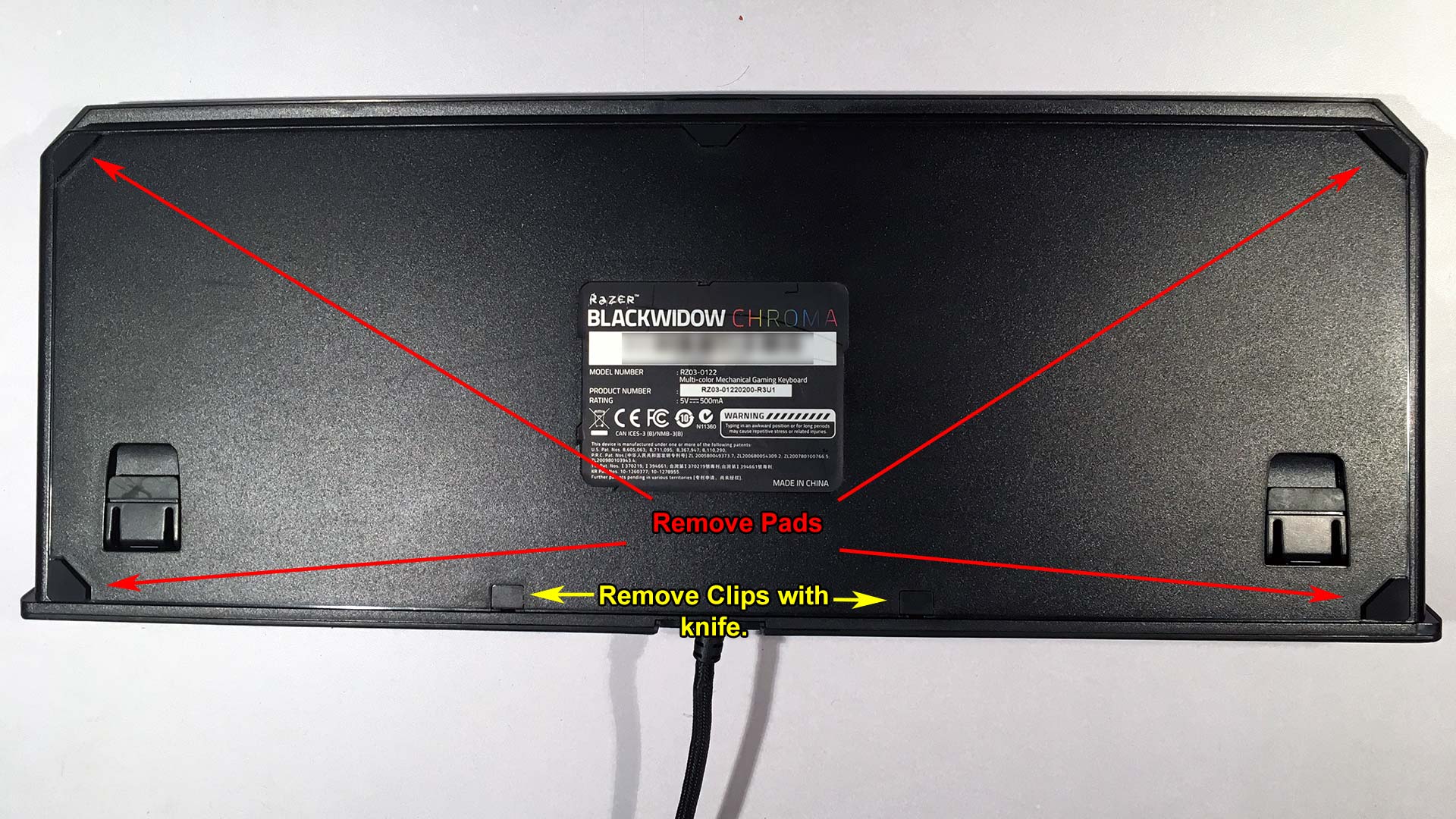 Razer Blackwidow 2014 Keyboard - Removing the rubber pads